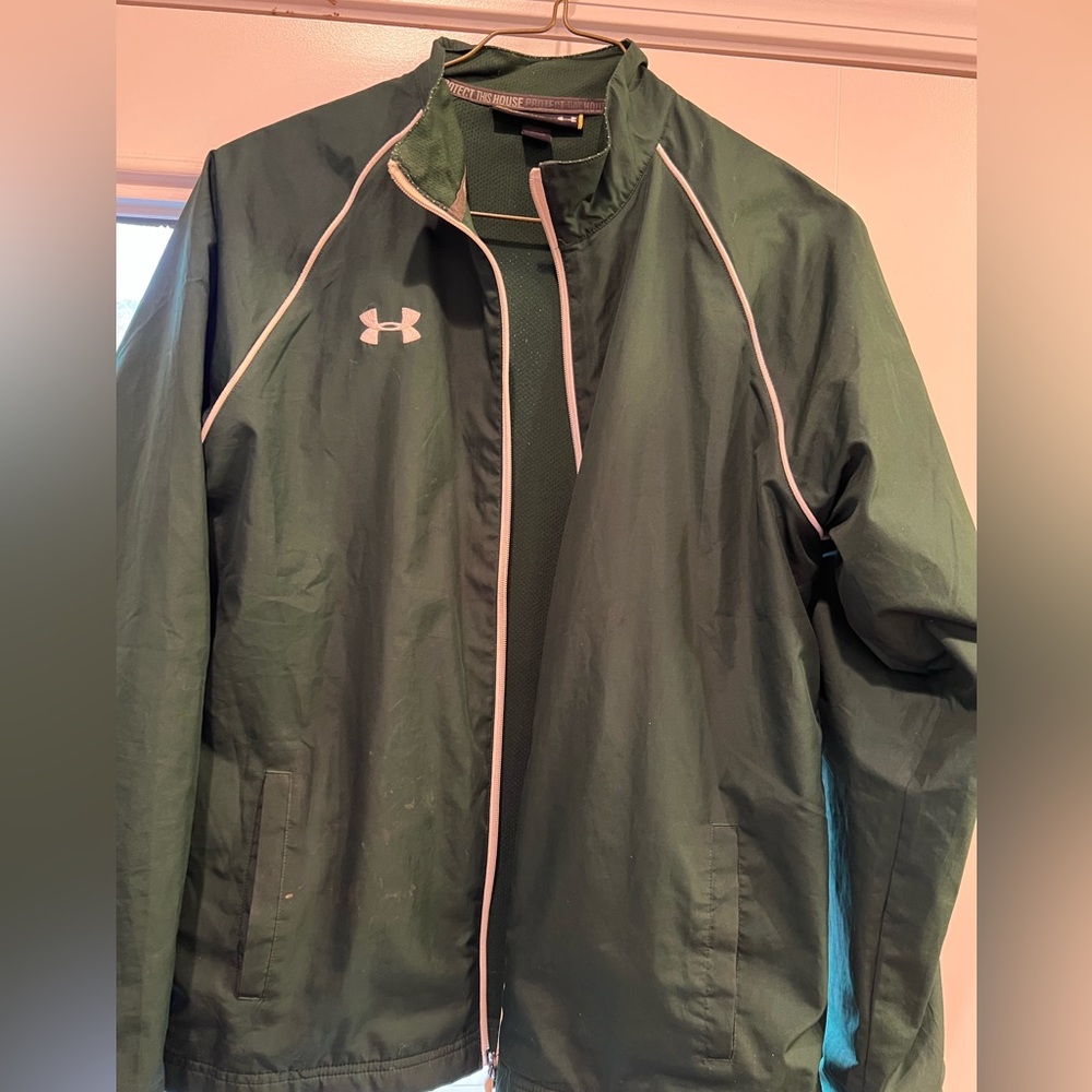 Women’s Under Armour Size Medium